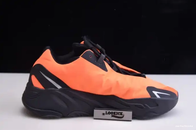 Orange FV3258 MNVN Boost 700 Yeezy Adidas 0513